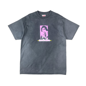 
                  
                    Dao Baan Dorn tee (washed black)
                  
                