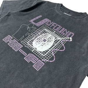 
                  
                    Unfound Hi-Fi tee (fadedblack)
                  
                